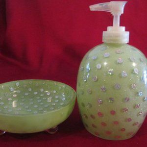 Wild Things Soap Dish and Dispenser Green & Silver